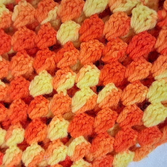 Retro handmade child’s orange and yellow poncho - Picture 7 of 7